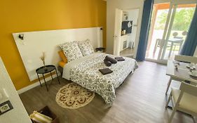 Joli Appartement 27M2 Terre D'Ocre En Village Vacances En Camargue
